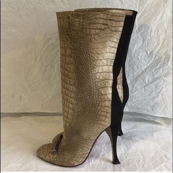 NEVER WORN NINA RICCI GREY ALLIGATOR BOOTS - Picture 4 of 8